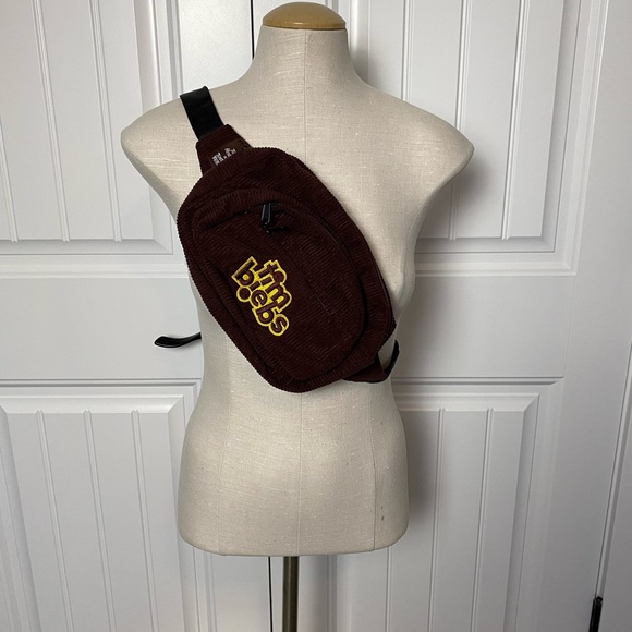 🌸Spring Sale 50% Off🌸 Tim Hortons Tim Biebs Fanny Pack - Picture 5 of 9